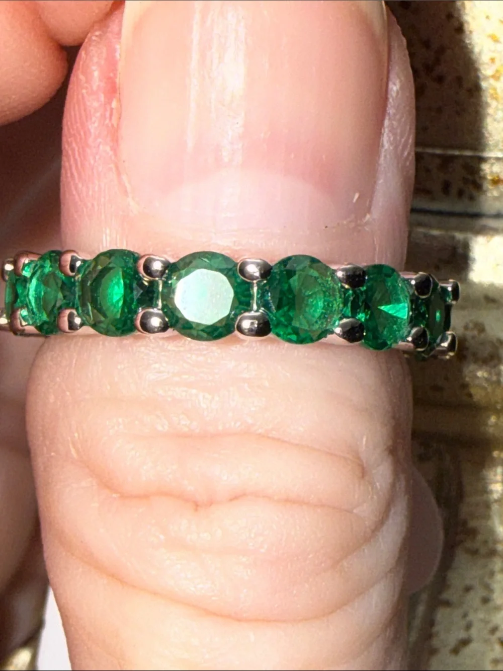 925 Sterling Silver elegant emerald